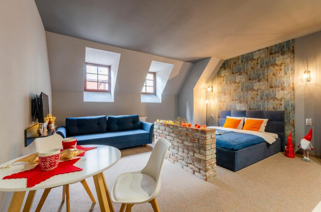 Sukiennice Aparthotel Wrocław Buitenkant foto